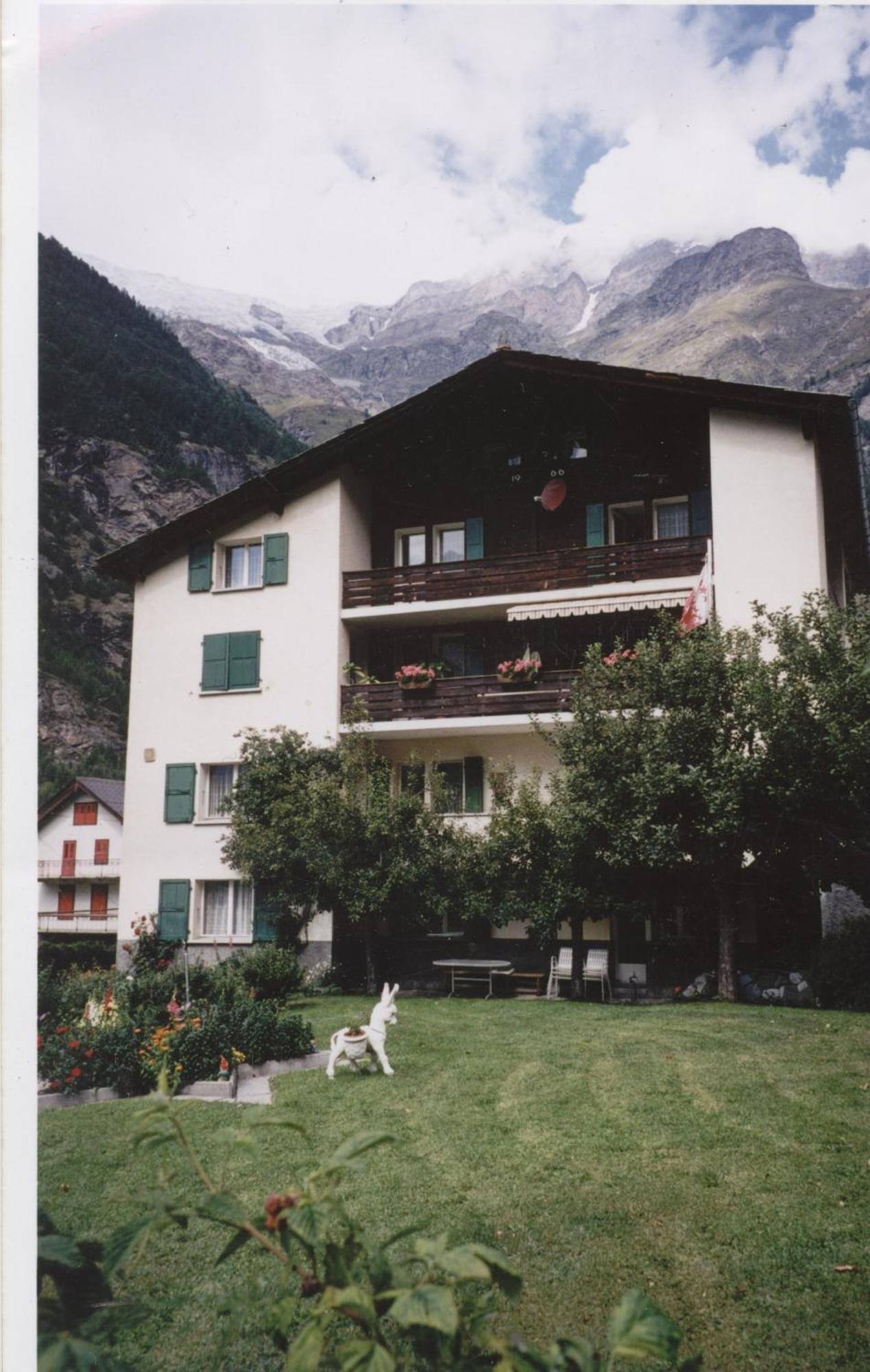 Hotel Klein Matterhorn Randa Bagian luar foto